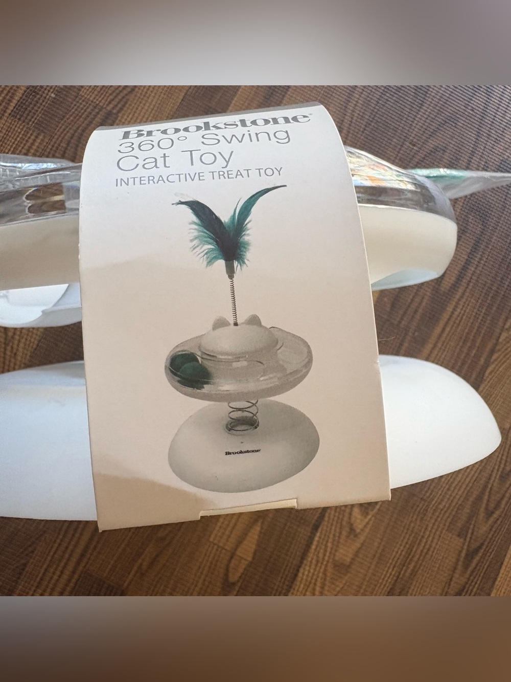 NWT Brookstone 360° Swing Cat Toy - White with Teal Feather *no white topper*